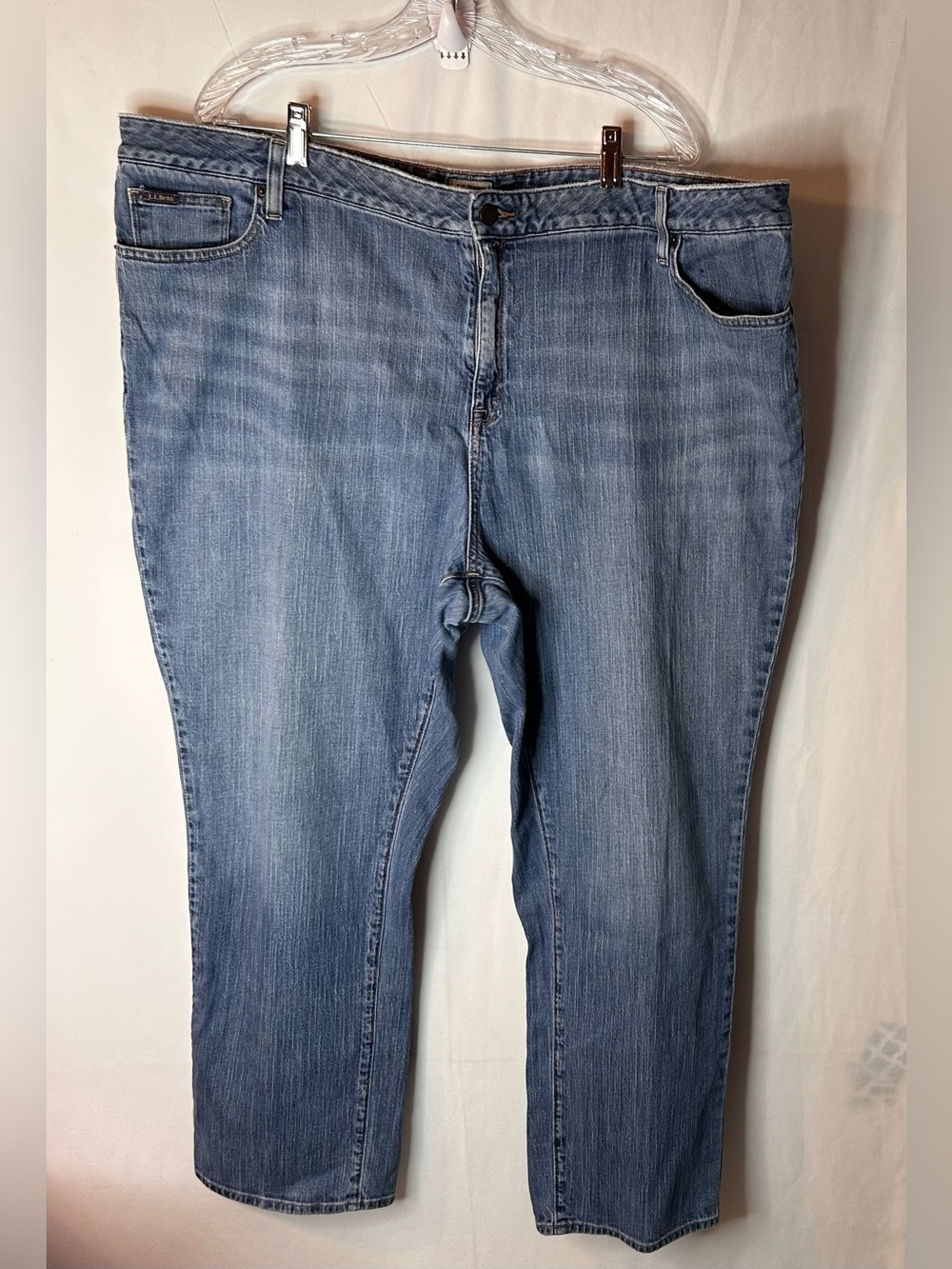 L.L. Bean Light Blue Favorite Fit Jeans Straight Leg Size 24W Regular